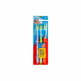 Colgate Toothbrush Extra Clean 2 + 1 Free